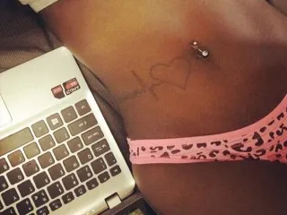 Chat with AliviaBlaze