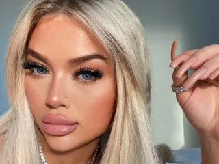 Chat with BlissDimiccoBabestation