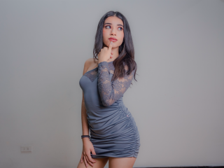 Chat with CrysttalJoness