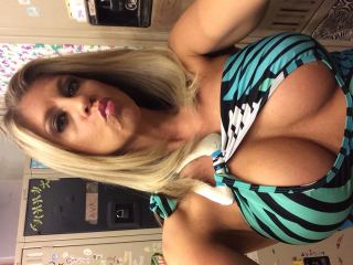 Chat with Kittymeow69