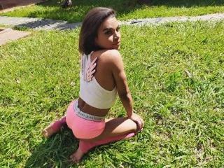 Chat with Scarlett_Evans1